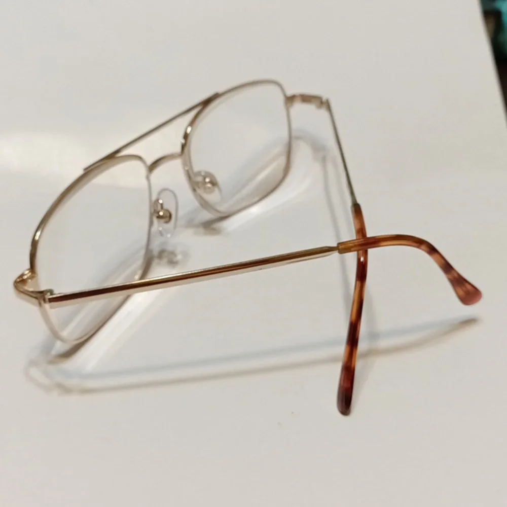 Foster Grant Aviator Style Magnifier Reading Glasses Frame Columbia storage case
